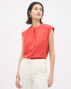 Extended-Sleeve Crew-Neck Buttoned-Down Blouse