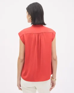 Extended-Sleeve Crew-Neck Buttoned-Down Blouse