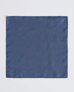 Handkerchief with Chain Pattern