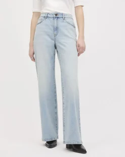 Light-Wash High-Waisted Wide-Leg Jeans