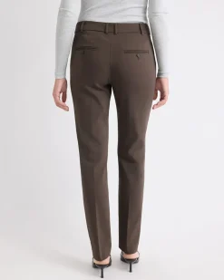 Limitless Mid-Rise Long Slim-Leg Signature Pant