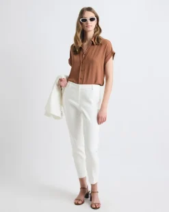 Limitless Mid-Rise Slim-Leg Ankle Signature Pant