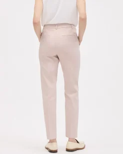 Limitless Mid-Rise Slim-Leg Ankle Signature Pant