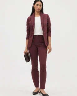 Limitless Mid-Rise Slim-Leg Signature Pant