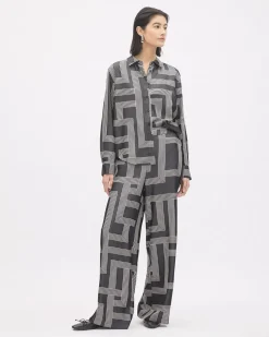 Long-Sleeve Buttoned-Down Fluid Blouse with Shirt Collar