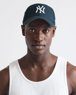 Navy NY Yankees Classic '47 Clean Up Cap