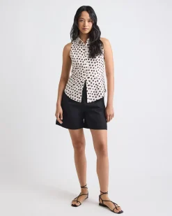 Princess-Cut Sleeveless Buttoned-Down Blouse
