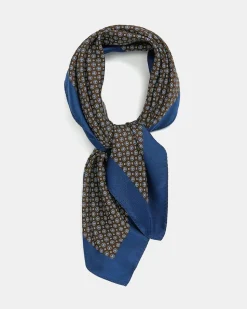 Reversible Neckerchief with Geometric Pattern