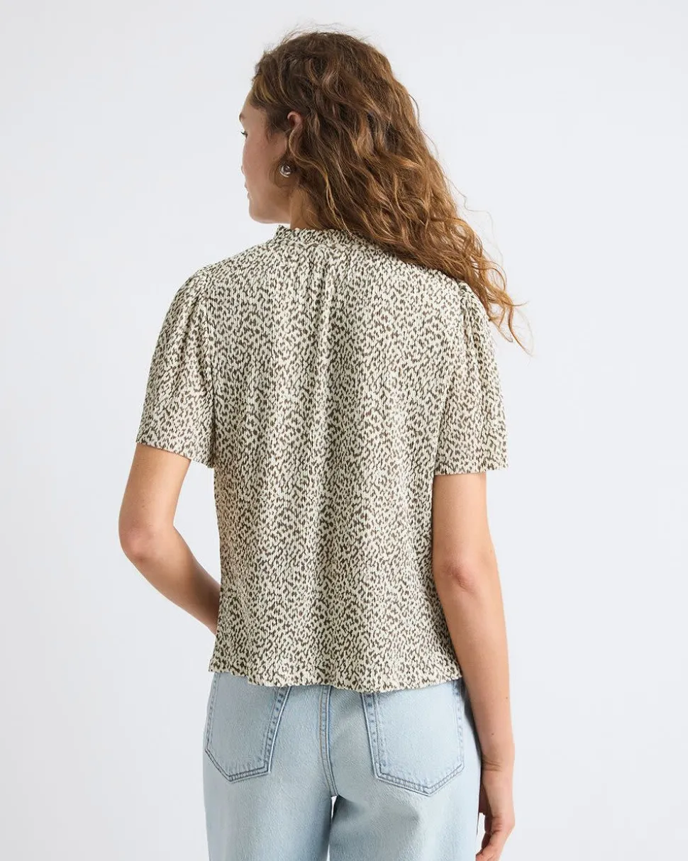 Short-Flutter-Sleeve Split-Neck Top