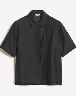 Short-Sleeve Buttoned-Down Blouse with Shirt Collar