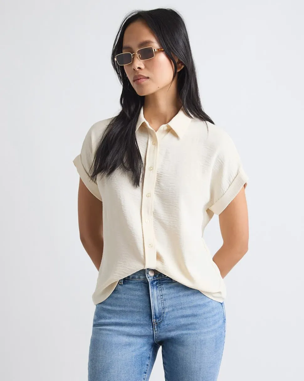 Short-Sleeve Buttoned-Down Blouse