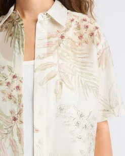 Short-Sleeve Buttoned-Down Blouse with Shirt Collar