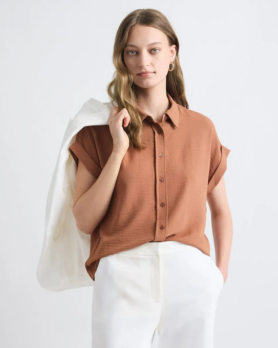 Short-Sleeve Buttoned-Down Blouse