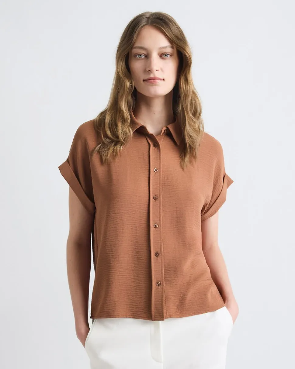 Short-Sleeve Buttoned-Down Blouse