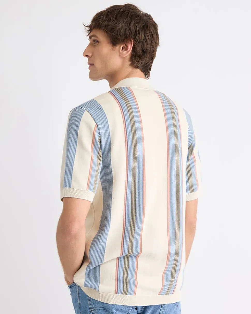 Short-Sleeve Buttoned-Down Sweater with Camp-Collar
