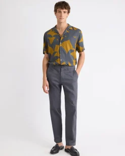 Short-Sleeve Camp-Collar Shirt with Foliage Pattern