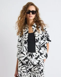 Short-Sleeve Linen-Blend Blouse with Shirt Collar