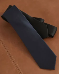Skinny Dark Solid Tie