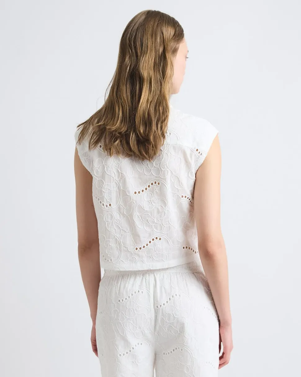 Sleeveless Buttoned-Down Blouse with Eyelet Pattern