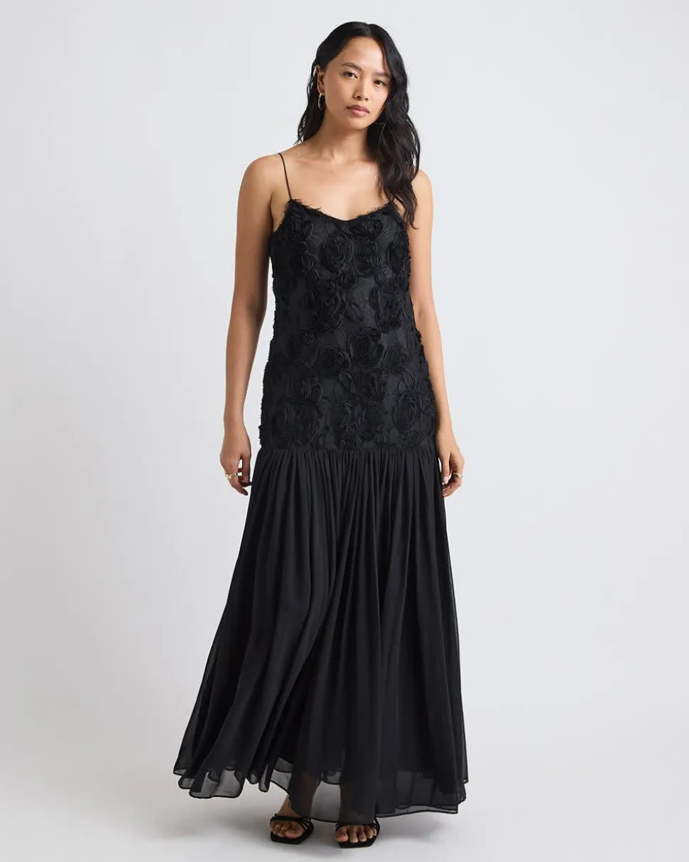 Sleeveless Fit-and-Flare Maxi Cocktail Dress with 3D Flowers
