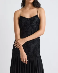 Sleeveless Fit-and-Flare Maxi Cocktail Dress with 3D Flowers