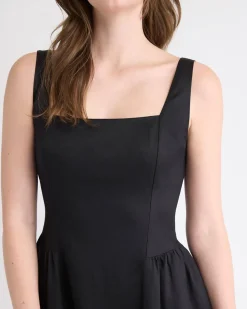 Sleeveless Mini Cocktail Dress with Square Neckline
