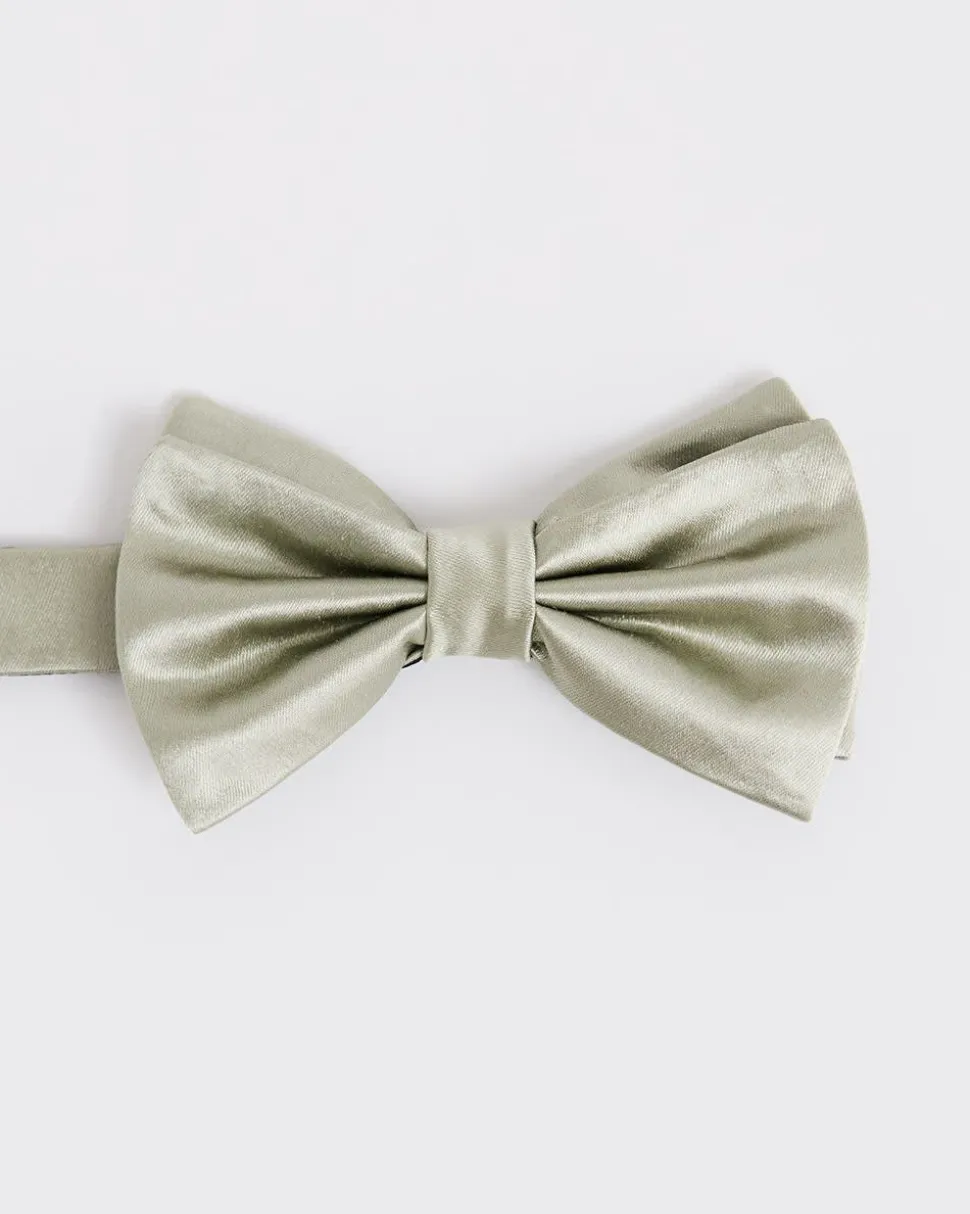 Solid Bow Tie