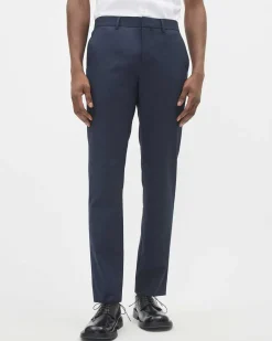 Solid Slim-Fit City Pant