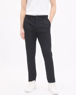 Super-Stretch Slim-Fit Leisure Pant